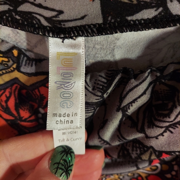 LuLaRoe Leggings TC - Picture 3 of 3